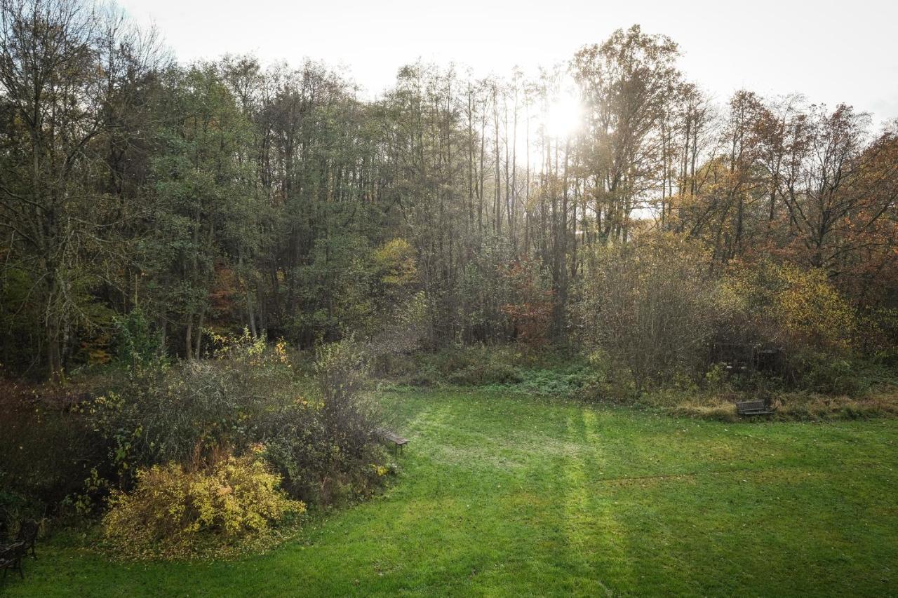 Kleines Bahnhofshotel Greifenstein Bagian luar foto